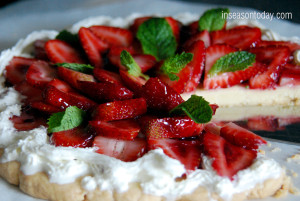 strawberry shortbread cake 3